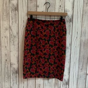 Lularoe Cassie skirt pink roses size small